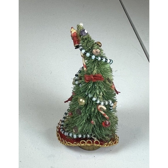 4 Vintage Dollhouse Miniatures Santa Mouse Mrs Claus Jewelled Christmas Tree - Picture 8 of 16
